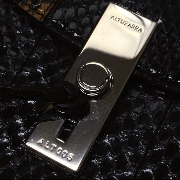 ALTUZARRA Exotic Python Snakeskin Black Multicolor Shoulder Crossbody Bag Italy - Picture 10 of 11